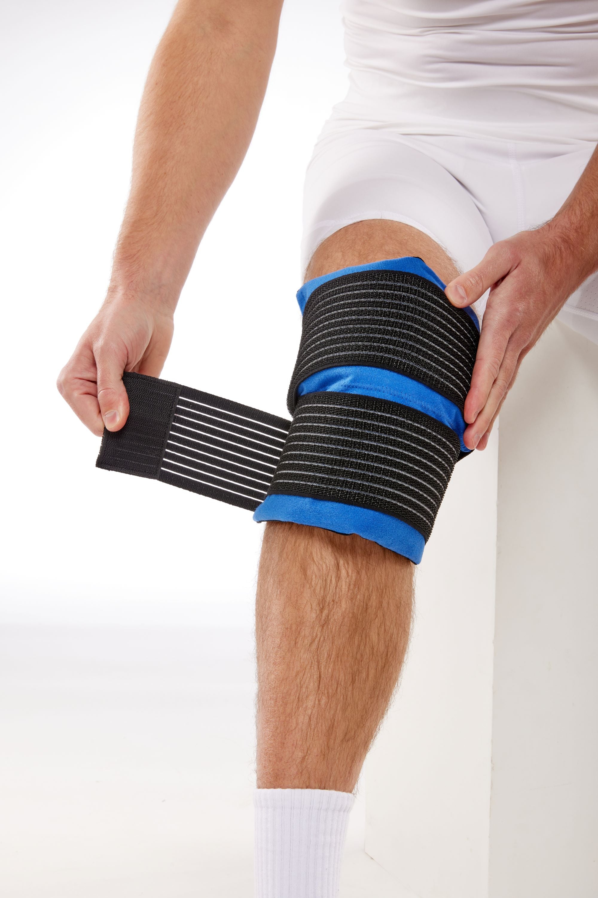 Multi-purpose Hot & Cold Therapy Wrap [with 2 pcs gel packs]